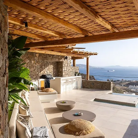 Horizon Majesty * Mykonos Town